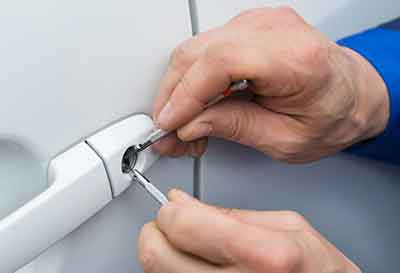 Automotive Locksmith Bedford